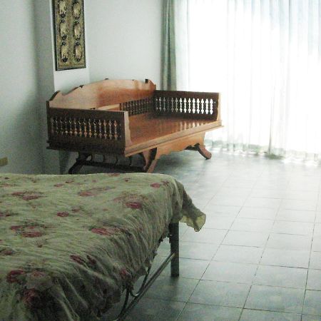 View Talay Condo #1 = Jomtien Call Me +66-8-68409-206 Pattaya Exterior foto