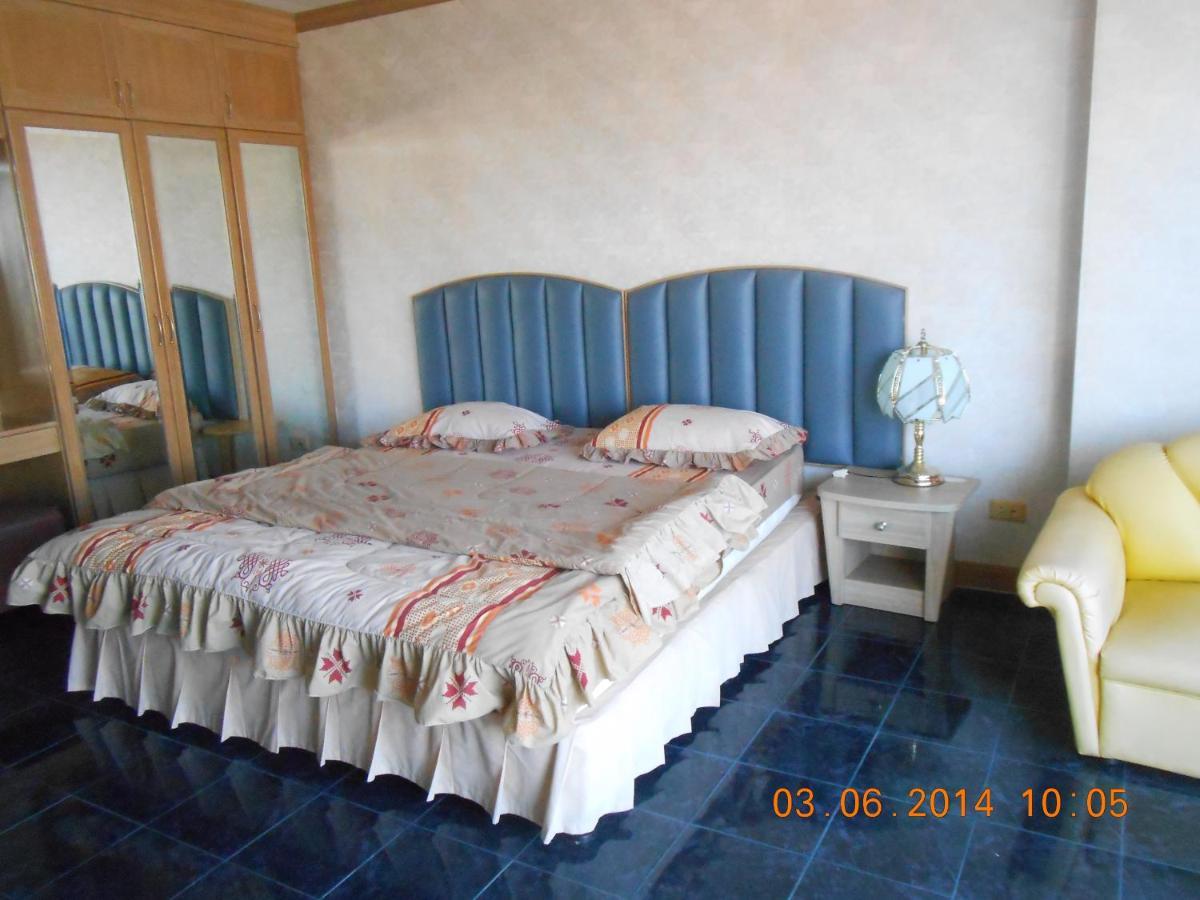 View Talay Condo #1 = Jomtien Call Me +66-8-68409-206 Pattaya Exterior foto